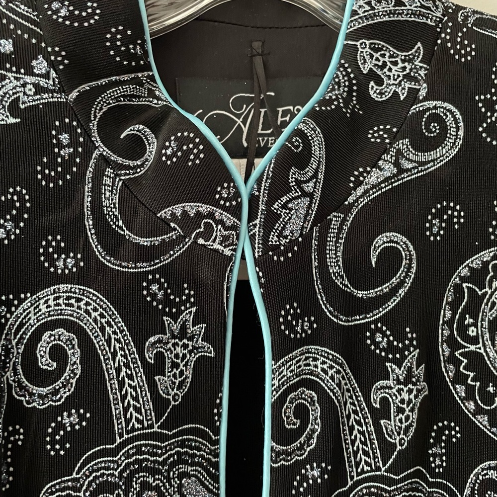 2-piece evening shell and jacket - Picture 3 of 11